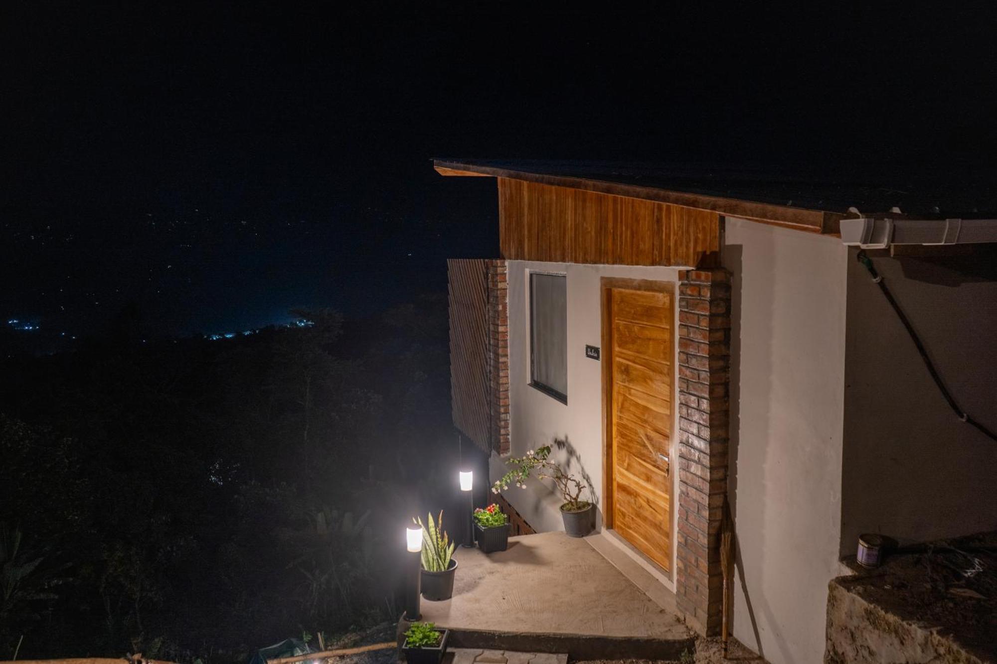 Cave Hill By Ferns Hotel Āīzawl Exterior foto
